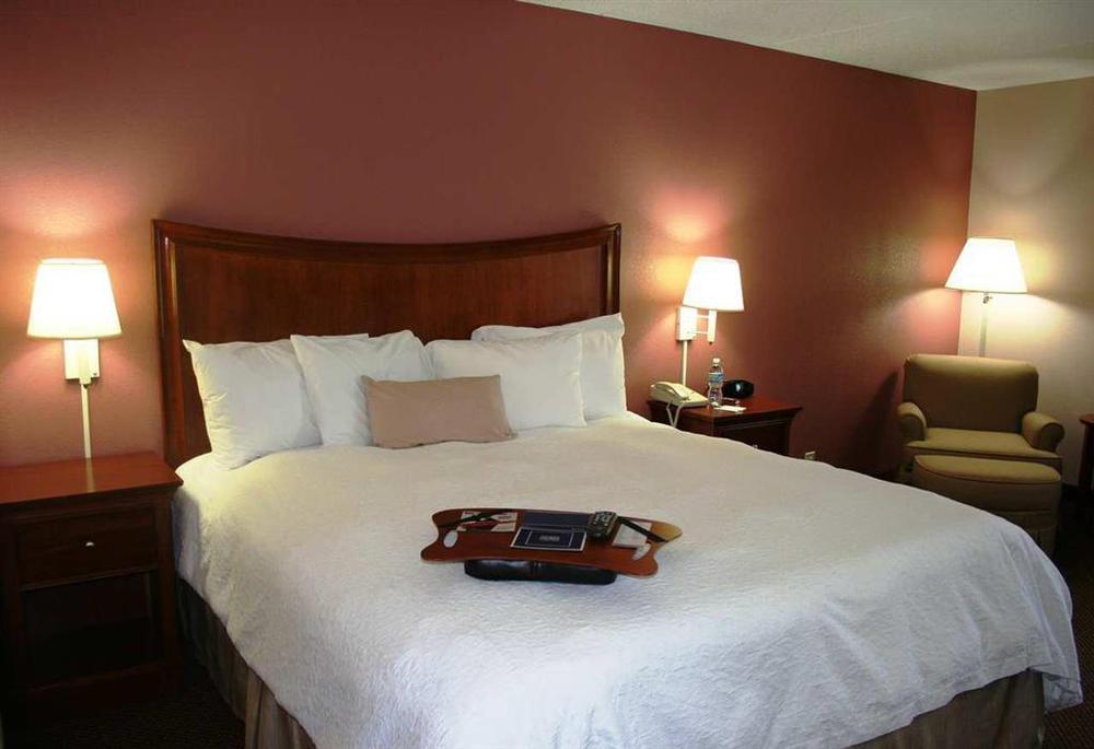 Hotel Hampton 3*